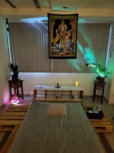 Gayatri healing hands faz sublocação no centro do rio de janeiro, com vários tipos de terapias, assim como massagens!